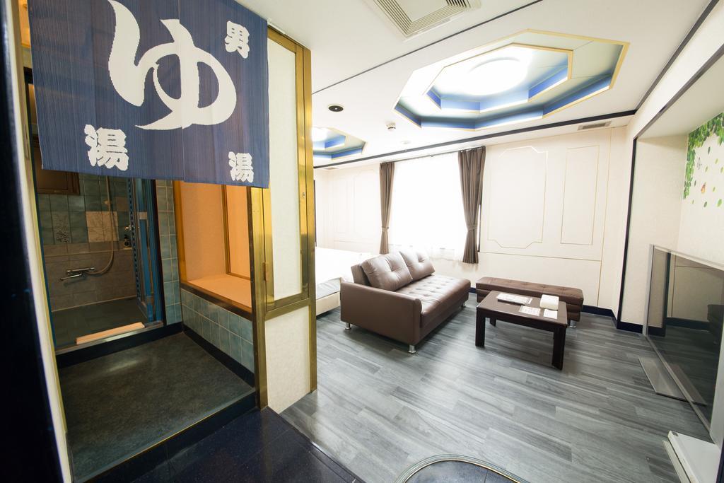 Hotel Candy Hall (Adults Only) Osaka Bagian luar foto