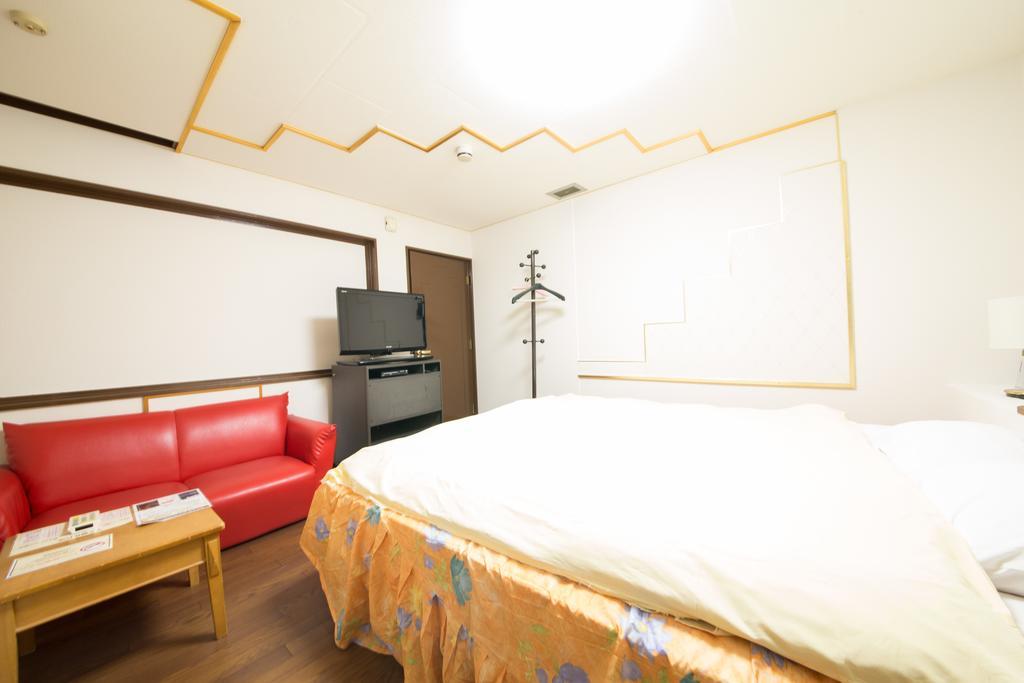 Hotel Candy Hall (Adults Only) Osaka Bagian luar foto