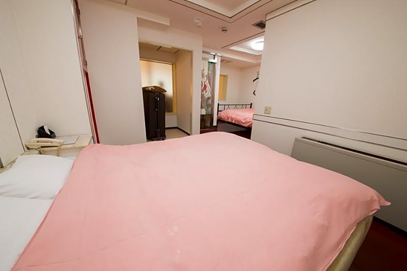 Hotel Candy Hall (Adults Only) Osaka Bagian luar foto