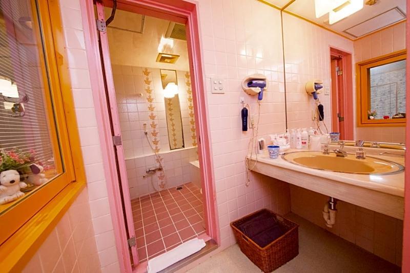 Hotel Candy Hall (Adults Only) Osaka Bagian luar foto